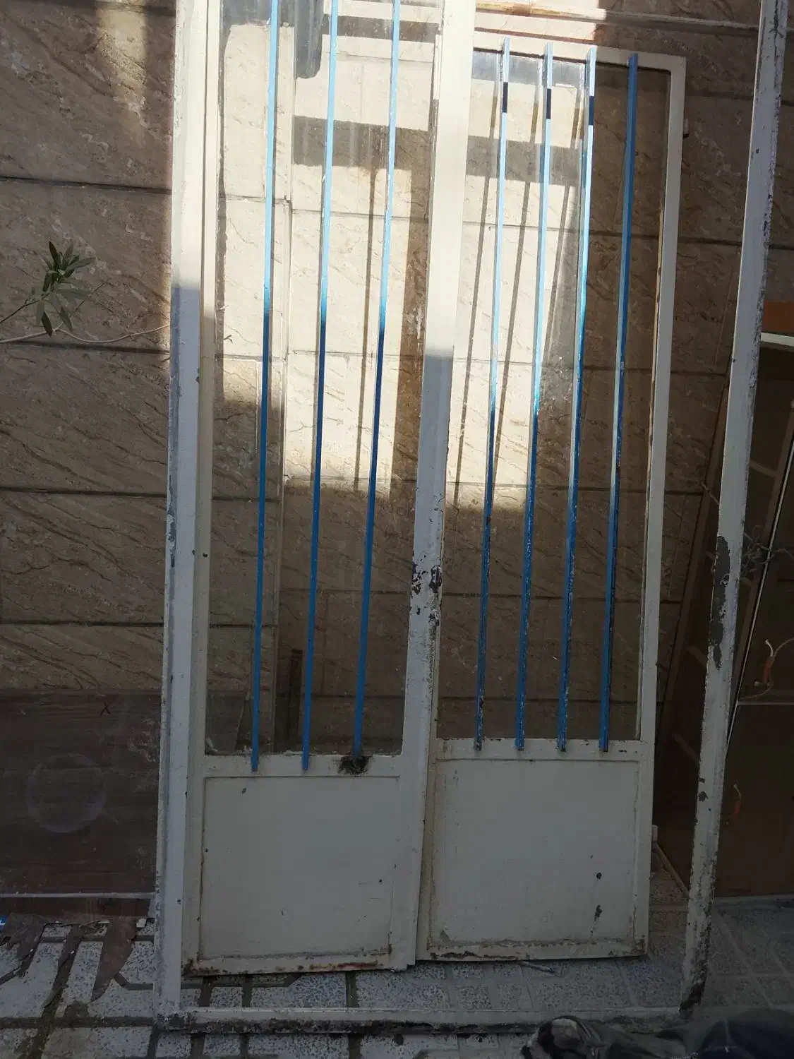 درب خانه|مصالح و تجهیزات ساختمان|همدان, |دیوار