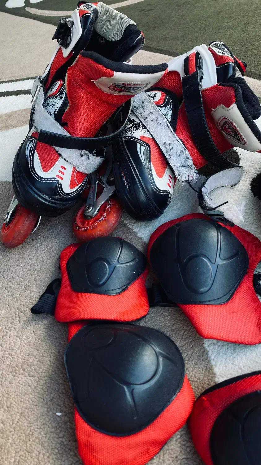 کفش اسکیت|دوچرخه، اسکیت، اسکوتر|رشت, استقامت ۲|دیوار