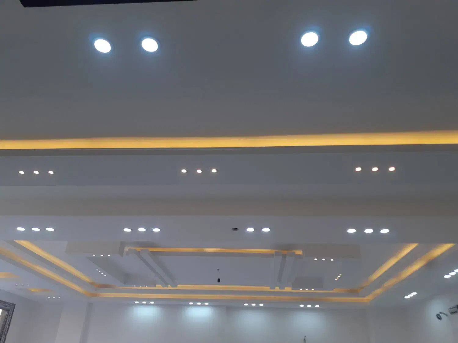 نقاشی ساختمان.پتینه کاری،نقاشی کناف.|خدمات پیشه و مهارت|مرودشت, تامین اجتماعی|دیوار