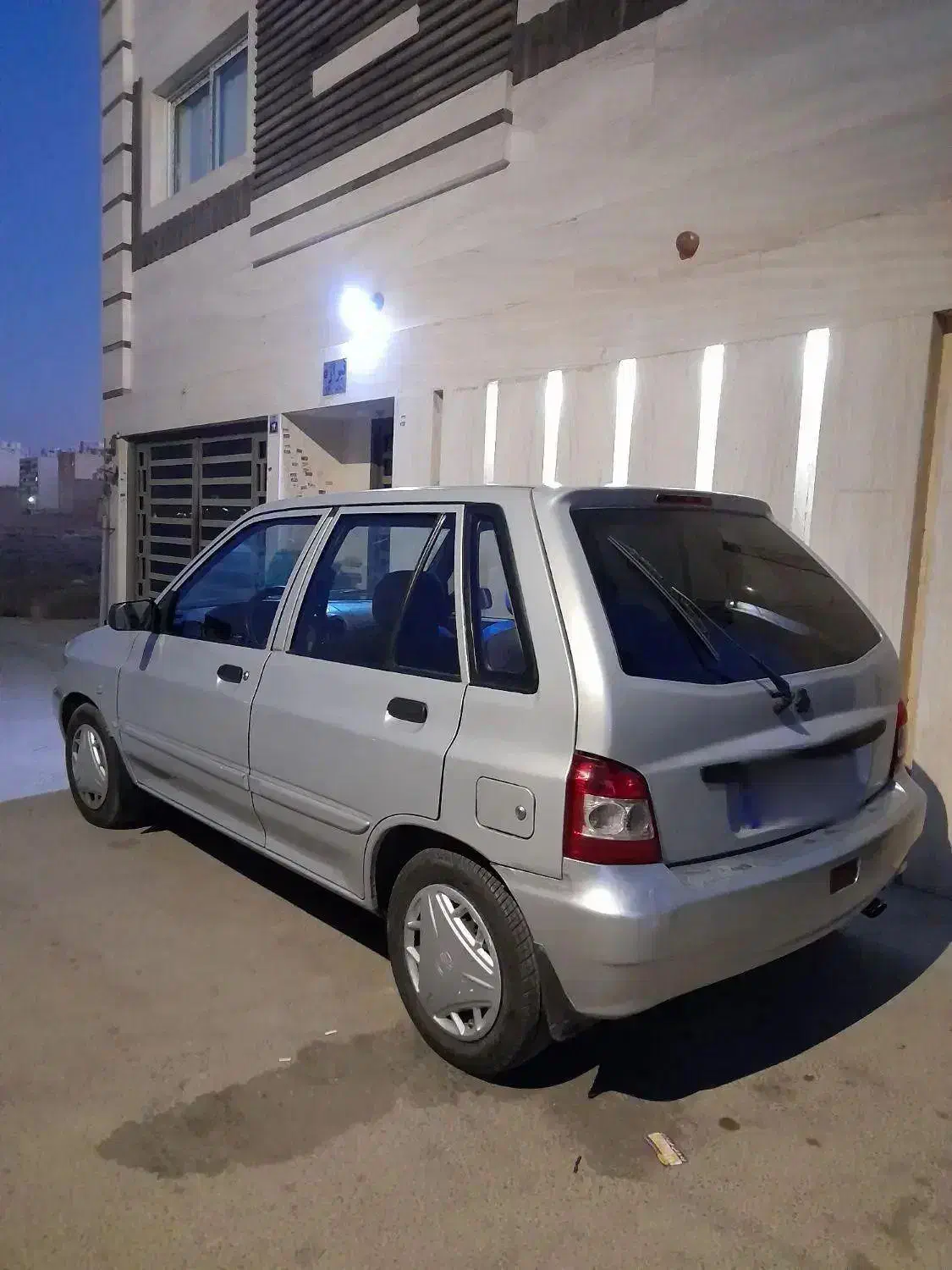 111مدل ۹۵|خودرو سواری و وانت|گلپایگان, |دیوار