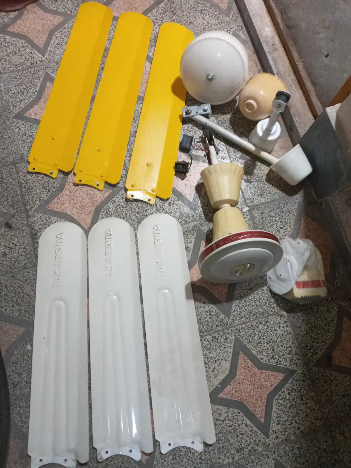 پنکه سقفی دوتا .موتور سنگین و ارشیا ناسیونال|پنکه و تصفیهکنندهٔ هوا|رشت, حمیدیان|دیوار