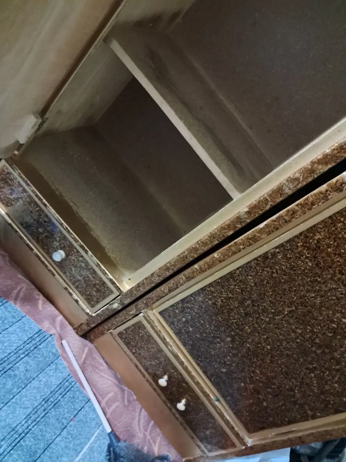 کمد ۲ لنگه|جاکفشی، کمد، دراور|قم, وادی السلام|دیوار