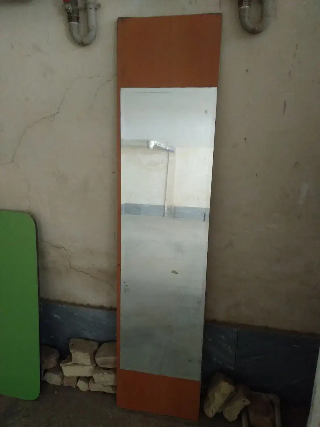 آیینه|آینه|پاکدشت, پاکدشت (مامازند)|دیوار