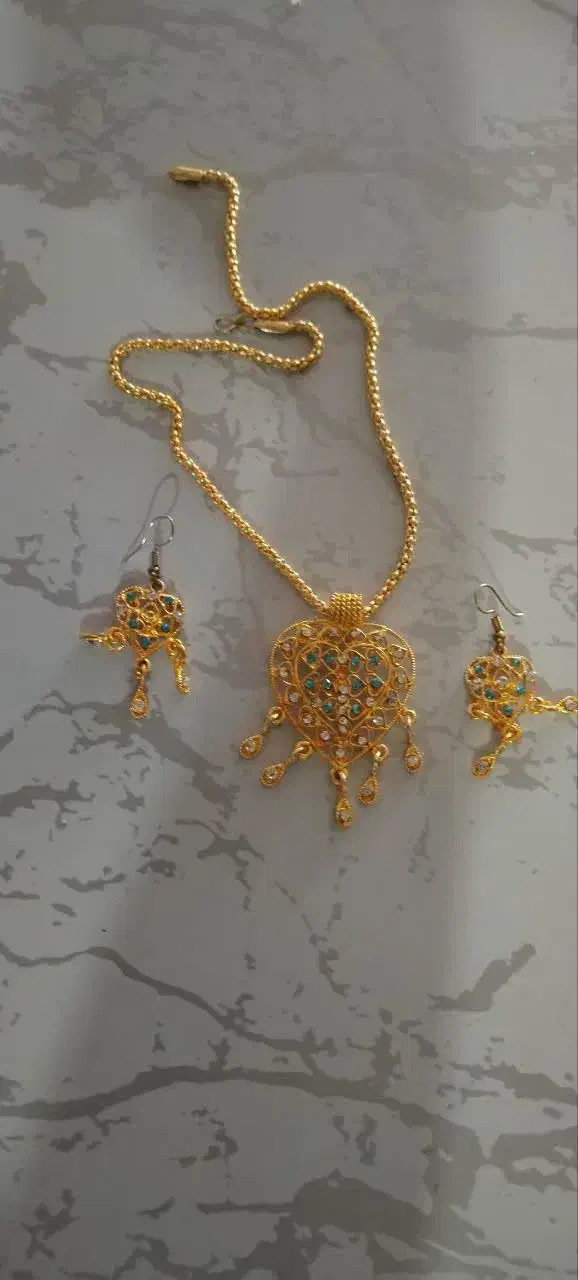 سرویس هندی با النگو. ها 250 تومن|بدلیجات|سبزوار, زینبیه|دیوار