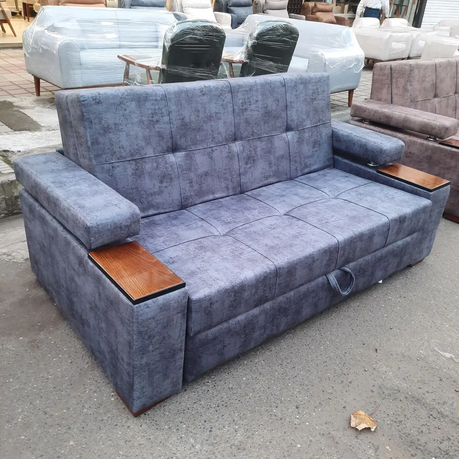 مبل تختشو دو نفره|مبلمان خانگی و میز عسلی|رشت, دباغیان|دیوار