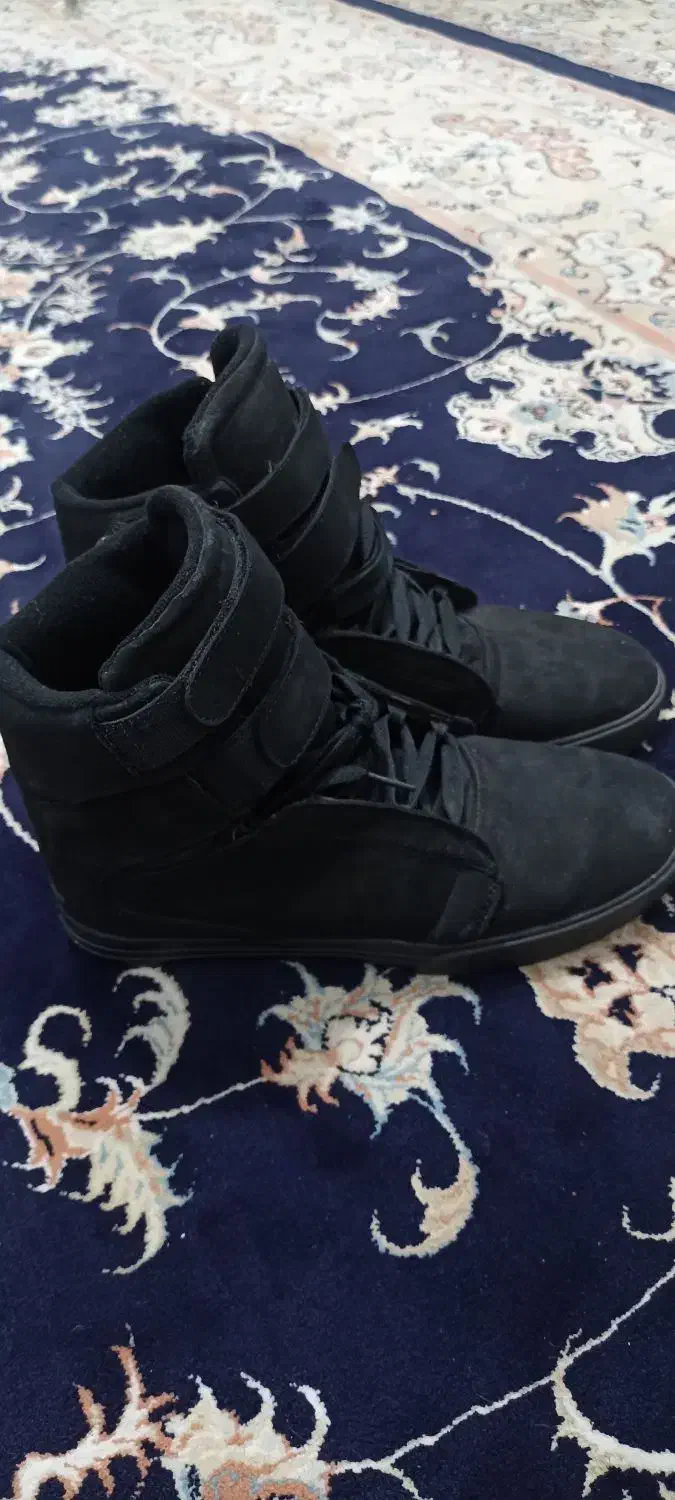 کفش|کیف، کفش، کمربند|قرچک, شهرک الحدید|دیوار