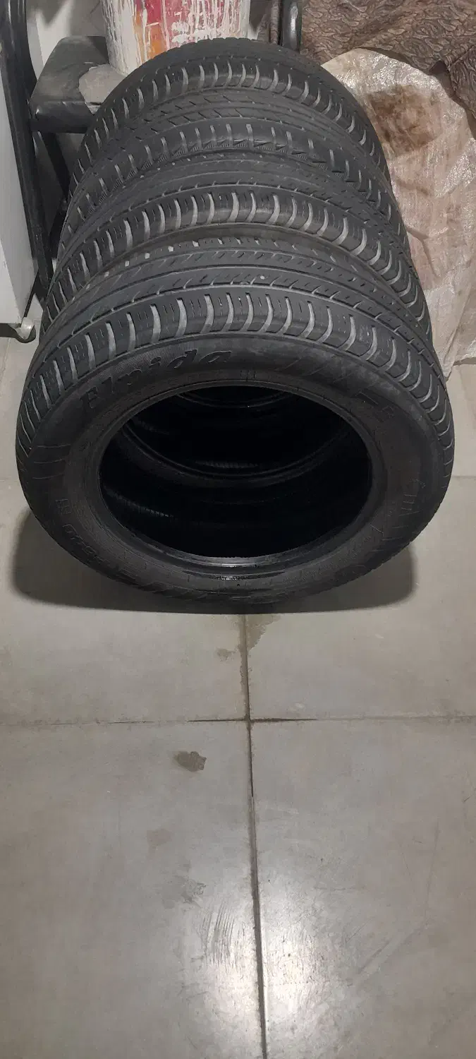 ۴حلقه لاستیک ۱۸۵|قطعات یدکی و لوازم جانبی|همدان, |دیوار