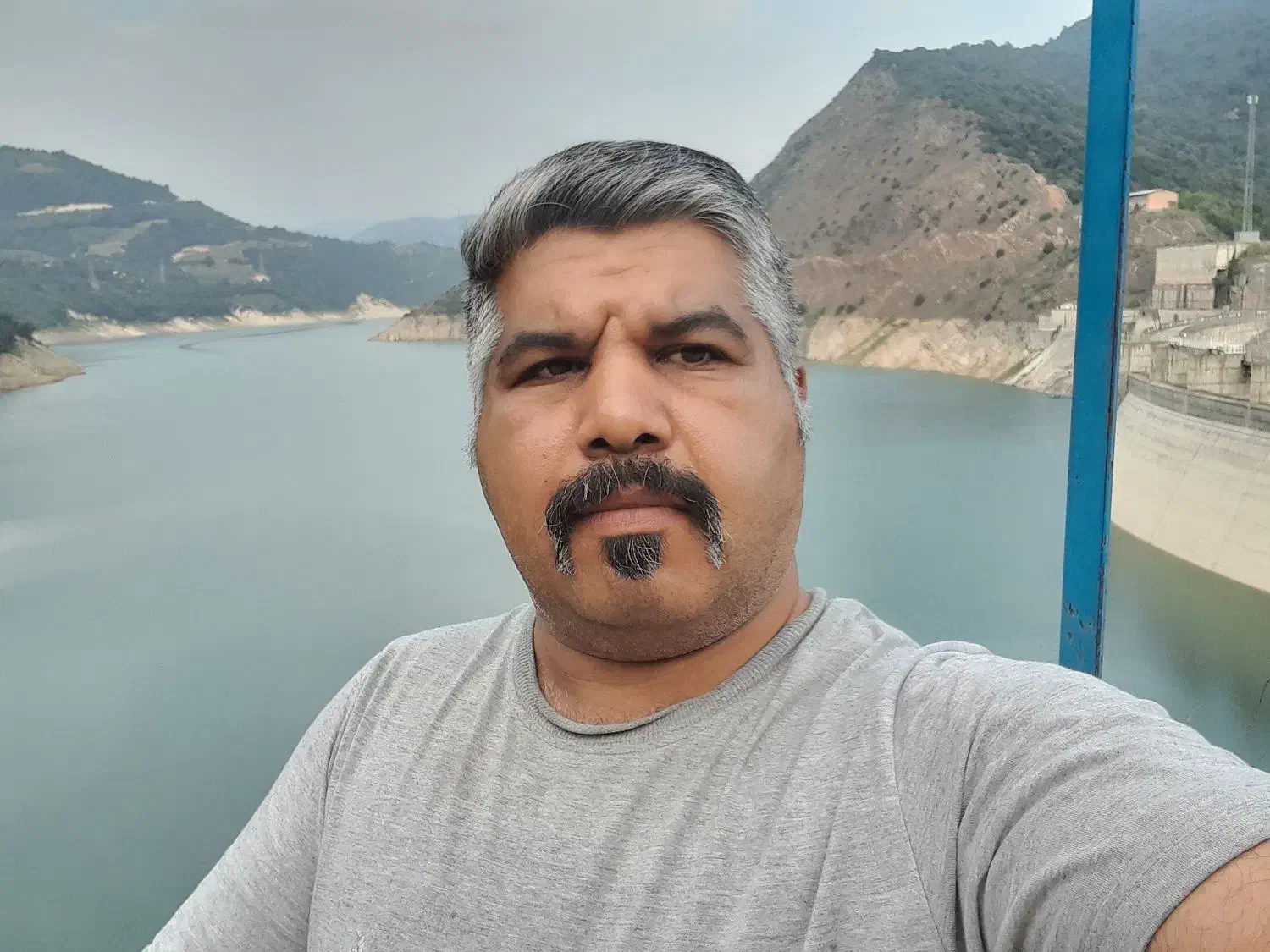 نیازمند شاگرد برای سنگ کاری.|استخدام معماری، عمران و ساختمانی|ساری, |دیوار