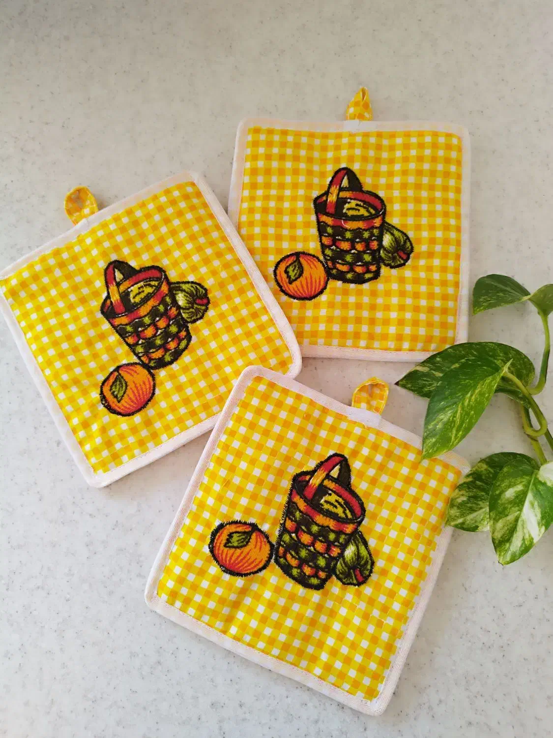 سرویس اشپزخانه دستگیره دم کنی پیشبند و...|سفره، حوله، دستمال آشپزخانه|اصفهان, محمودیه|دیوار