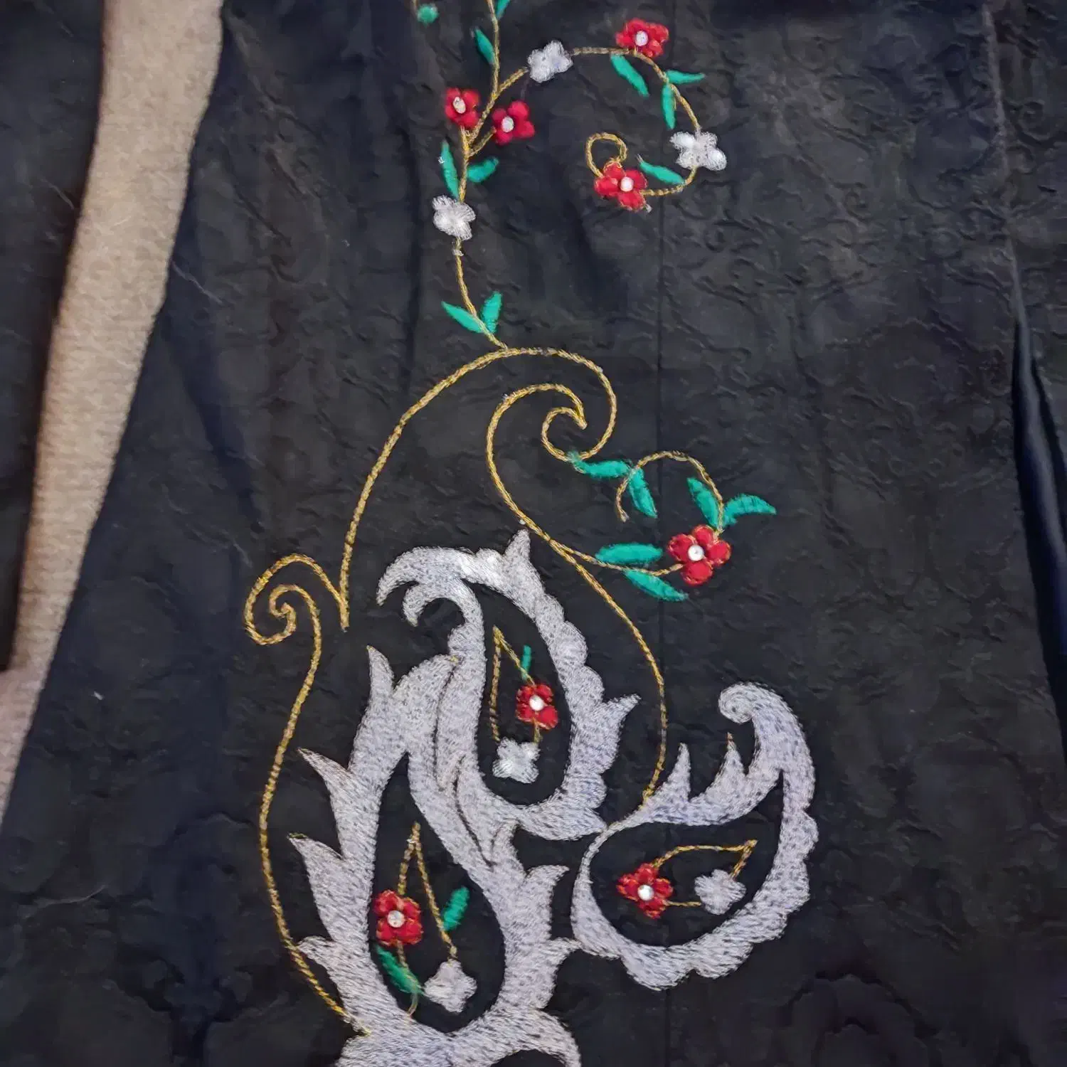 کت تک زنانه روش تیکه دوزی شده و پارچه طرح دار|لباس|گرگان, |دیوار