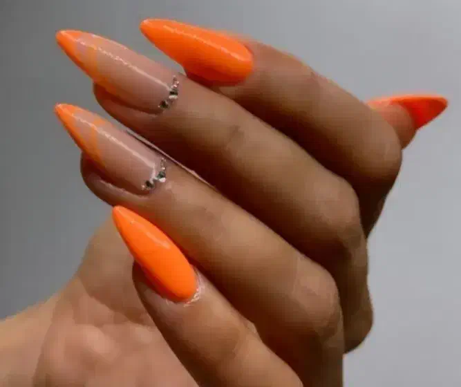 کاشت ناخن220.آموزش2500|خدمات آرایشگری و زیبایی|کرمانشاه, |دیوار