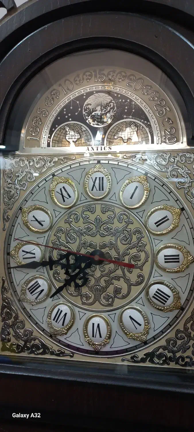 ساعت زمینی استاده فوق العاده شیک و خاص|ساعت دیواری و تزئینی|تهران, فلاح|دیوار