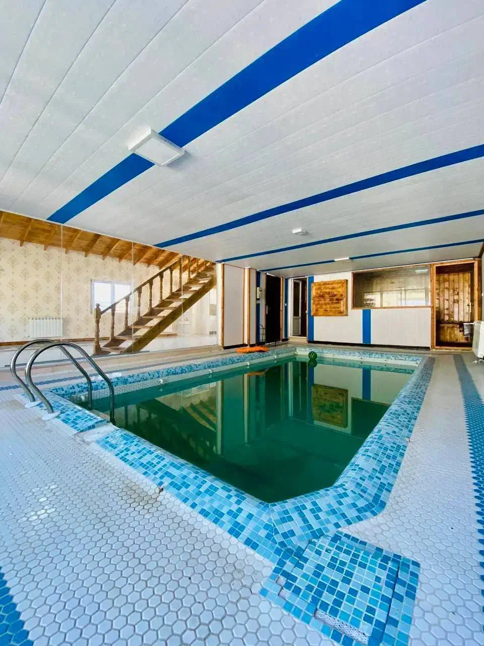 ویلا نیم پیلوت250متری با استخر۴فصل/مهندسی ساز|فروش خانه و ویلا|امامزاده عبدالله, |دیوار