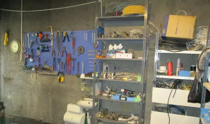 کلیه تاسیسات ساختمانی برق کاری لوله کشی جوشکاری|خدمات پیشه و مهارت|پیشوا, |دیوار