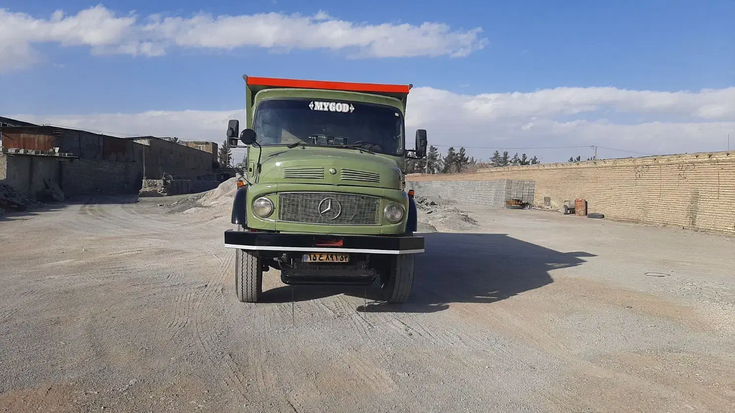 بنز دهچرخ|خودرو سنگین|شاهینشهر, مورچه خورت|دیوار