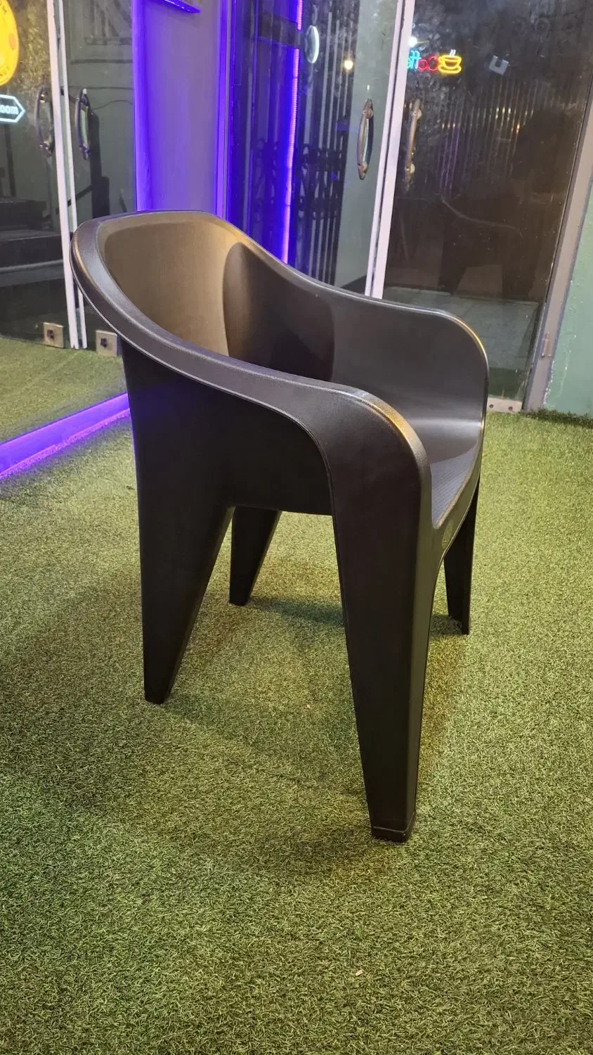 صندلی کافه ای میز|میز و صندلی غذاخوری|رشت, استادسرا|دیوار