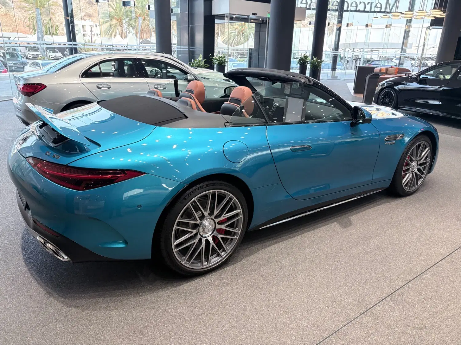 بنز AMG SL 55 4M مدل 2025|خودرو سواری و وانت|تهران, آبشار تهران (دریاچه)|دیوار