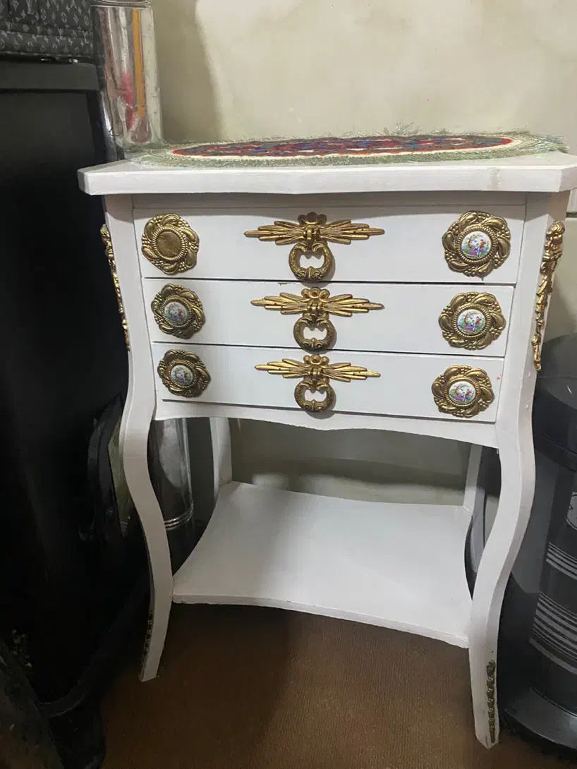 میز تلفن|میز تلفن|یزدان شهر, |دیوار