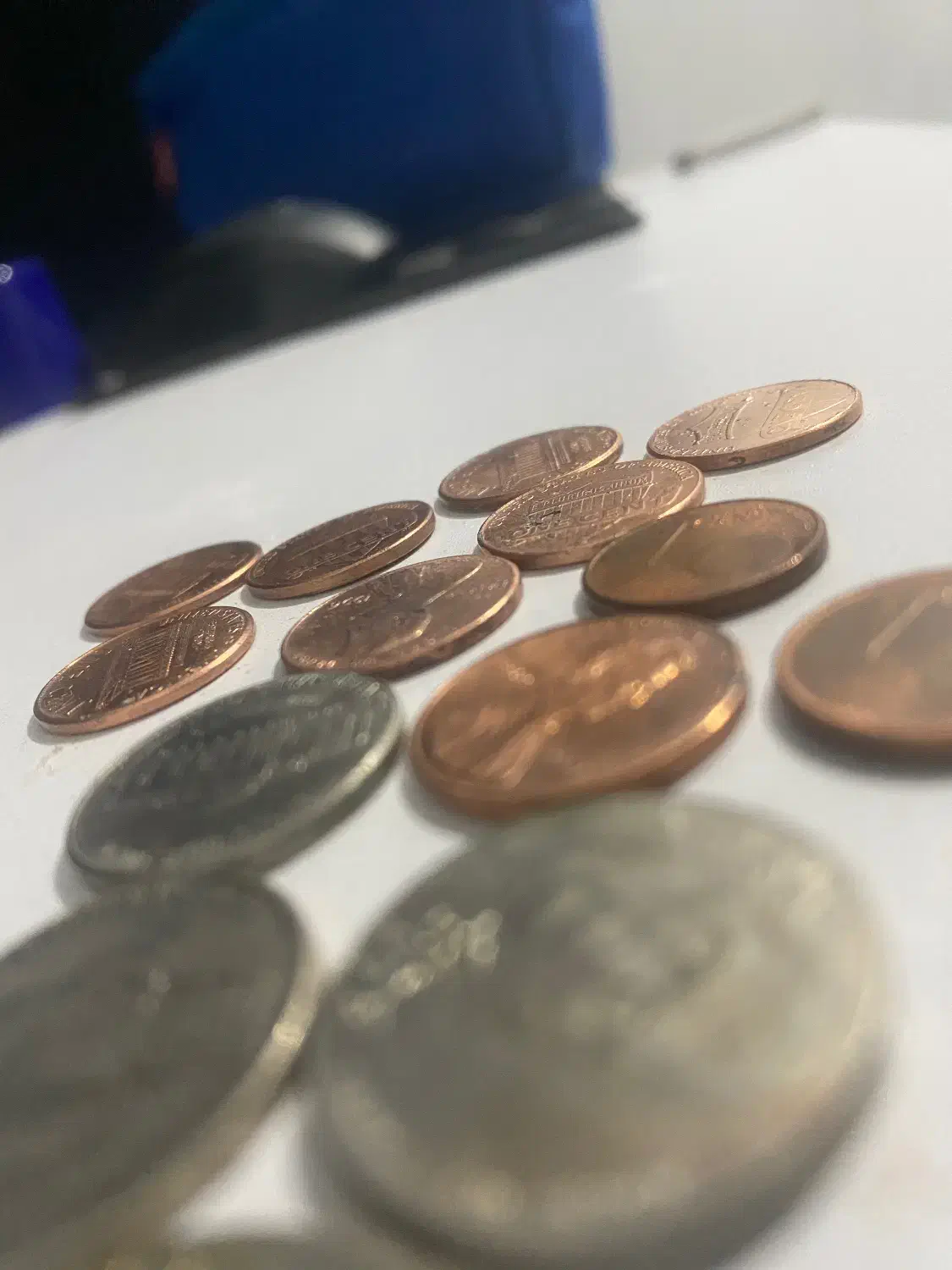 سکه های ۱ و پنج سنت|کلکسیون سکه، تمبر، اسکناس|هشتگرد, هشتگرد قدیم|دیوار