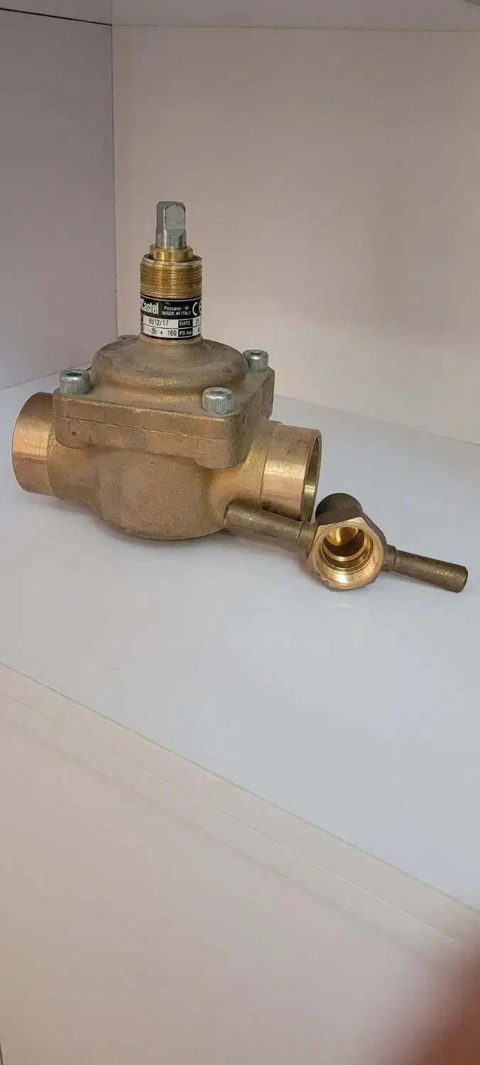 شیر گلوب ولو CASTEL ایتالیا|ماشینآلات صنعتی|بم, |دیوار