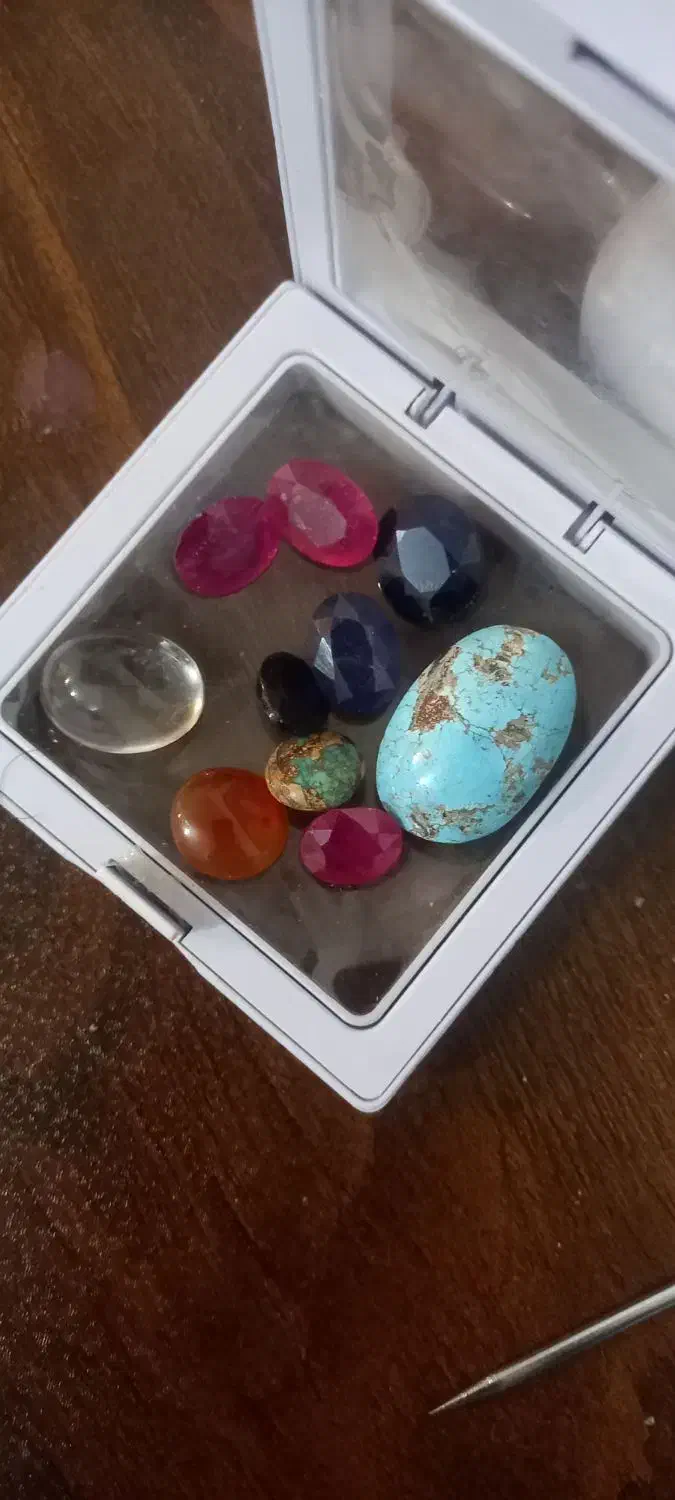 سنگ  و جواهرات|جواهرات|شهرکرد, |دیوار