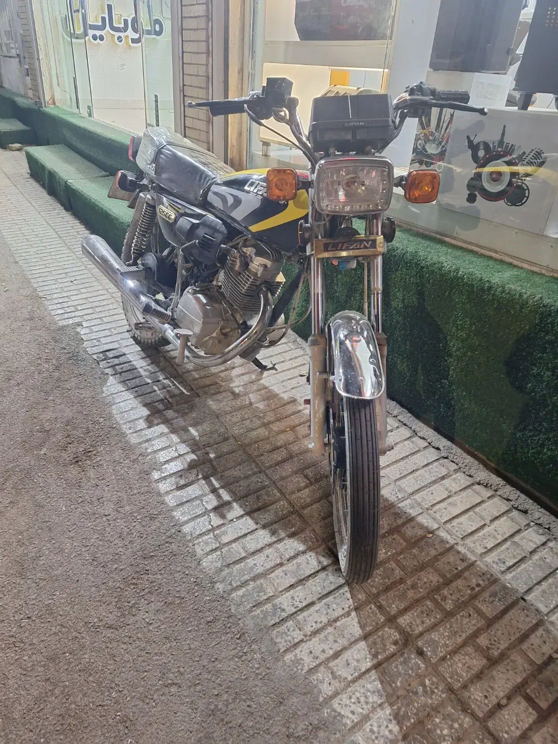 موتورهندا‌۱۲۵|موتورسیکلت|فلاورجان, |دیوار