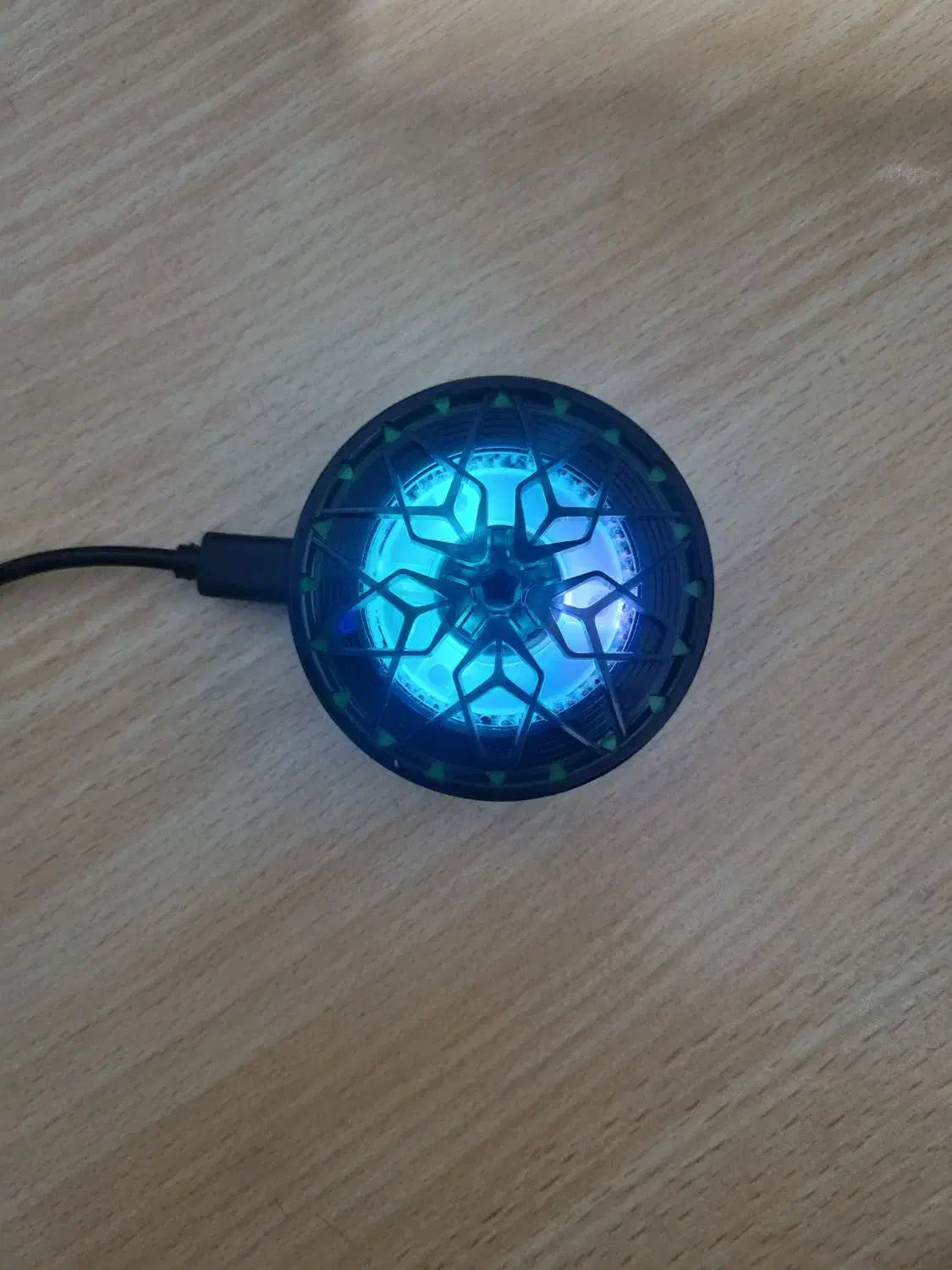 فن خنک کننده n6 برای موبایل و ایپد|لوازم جانبی موبایل و تبلت|تهران, شاهین|دیوار