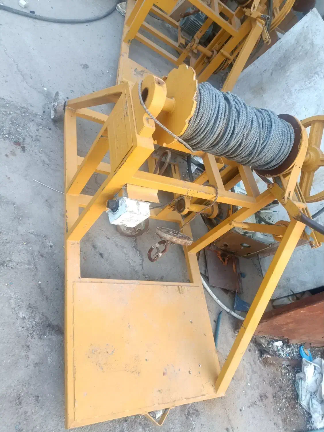 ابزار استوک صنعتی اره آتیشی .بالابر. میکسر|ابزارآلات|صفادشت, |دیوار