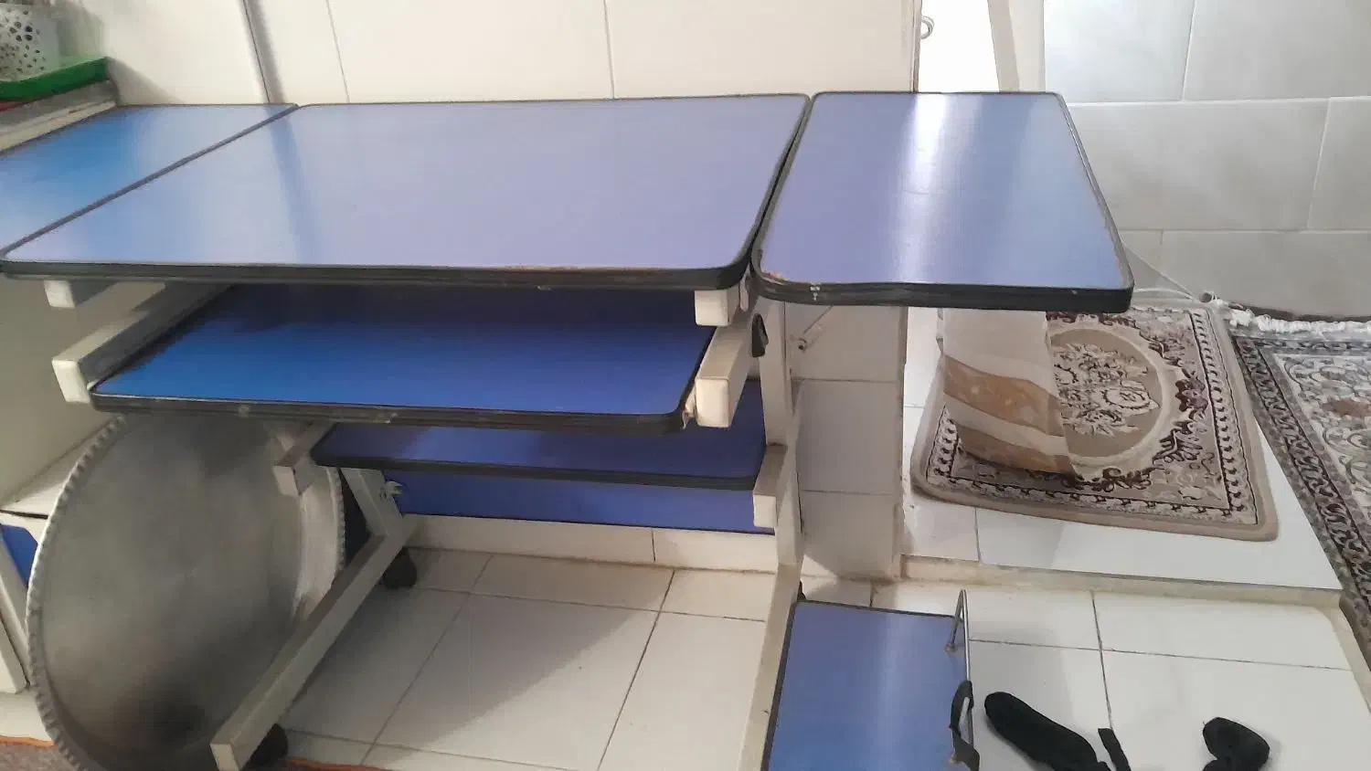 میز کامپیوتر|میز تحریر و کامپیوتر|شاهینشهر, شهرک گلدیس|دیوار