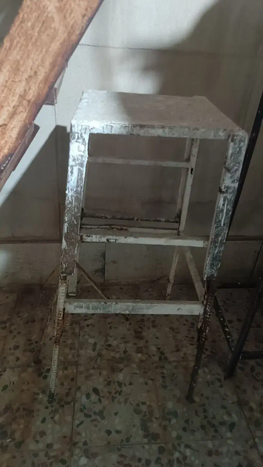 چارپایه|ابزارآلات|آبادان, |دیوار