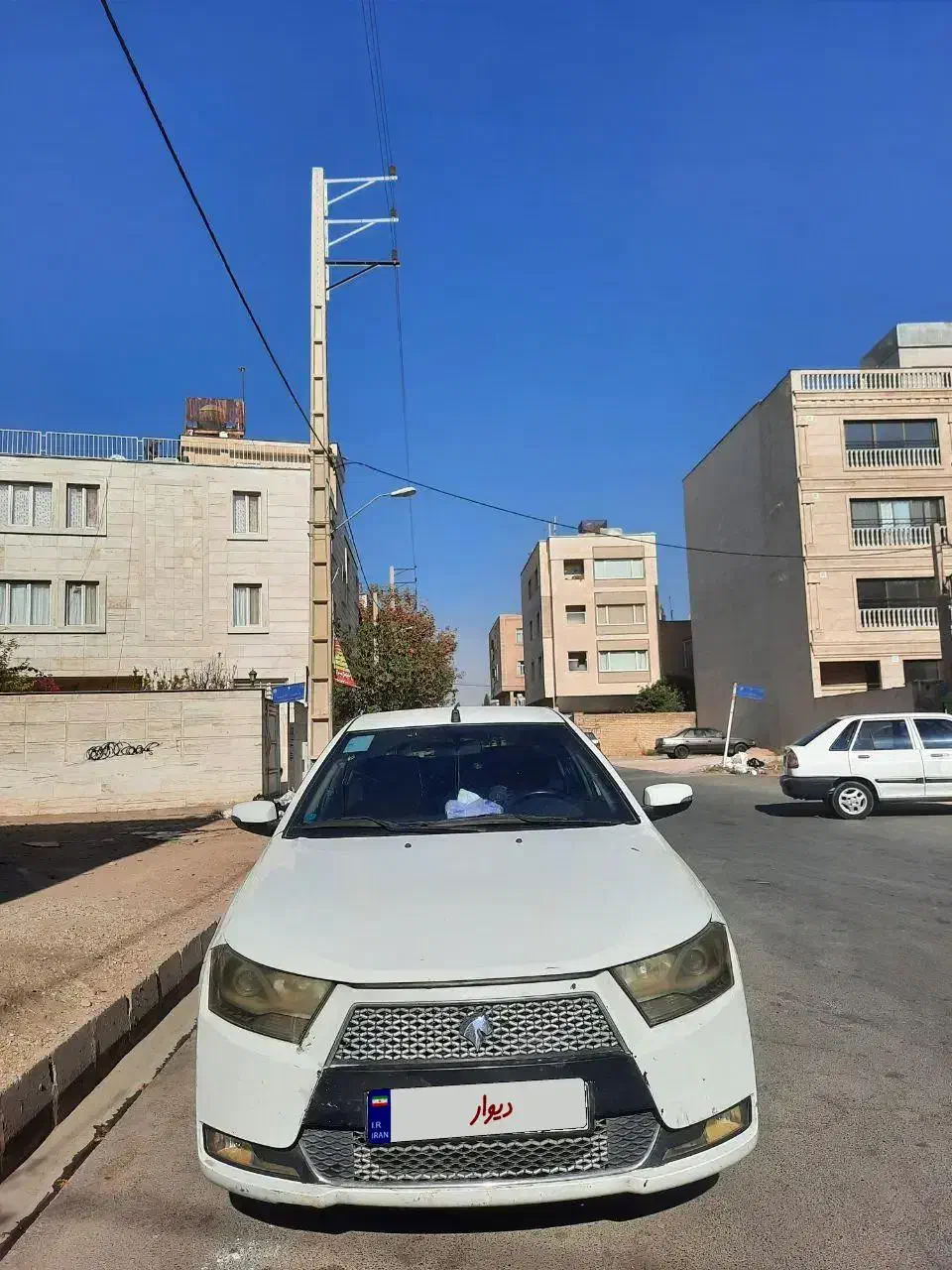 دنا مدل ۹۶ تک برگ سند|خودرو سواری و وانت|شیراز, امام حسین|دیوار