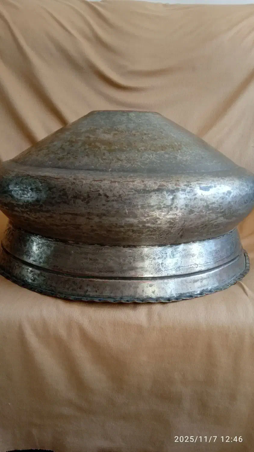 تاس مسی قاجاری|کلکسیون اشیاء عتیقه|شهرکرد, |دیوار