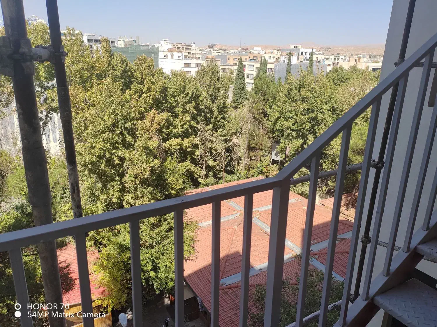 ۱۳۵متر/۲خواب/تمام نور مستقیم/ملکی|فروش آپارتمان|شیراز, دکتر حسابی|دیوار
