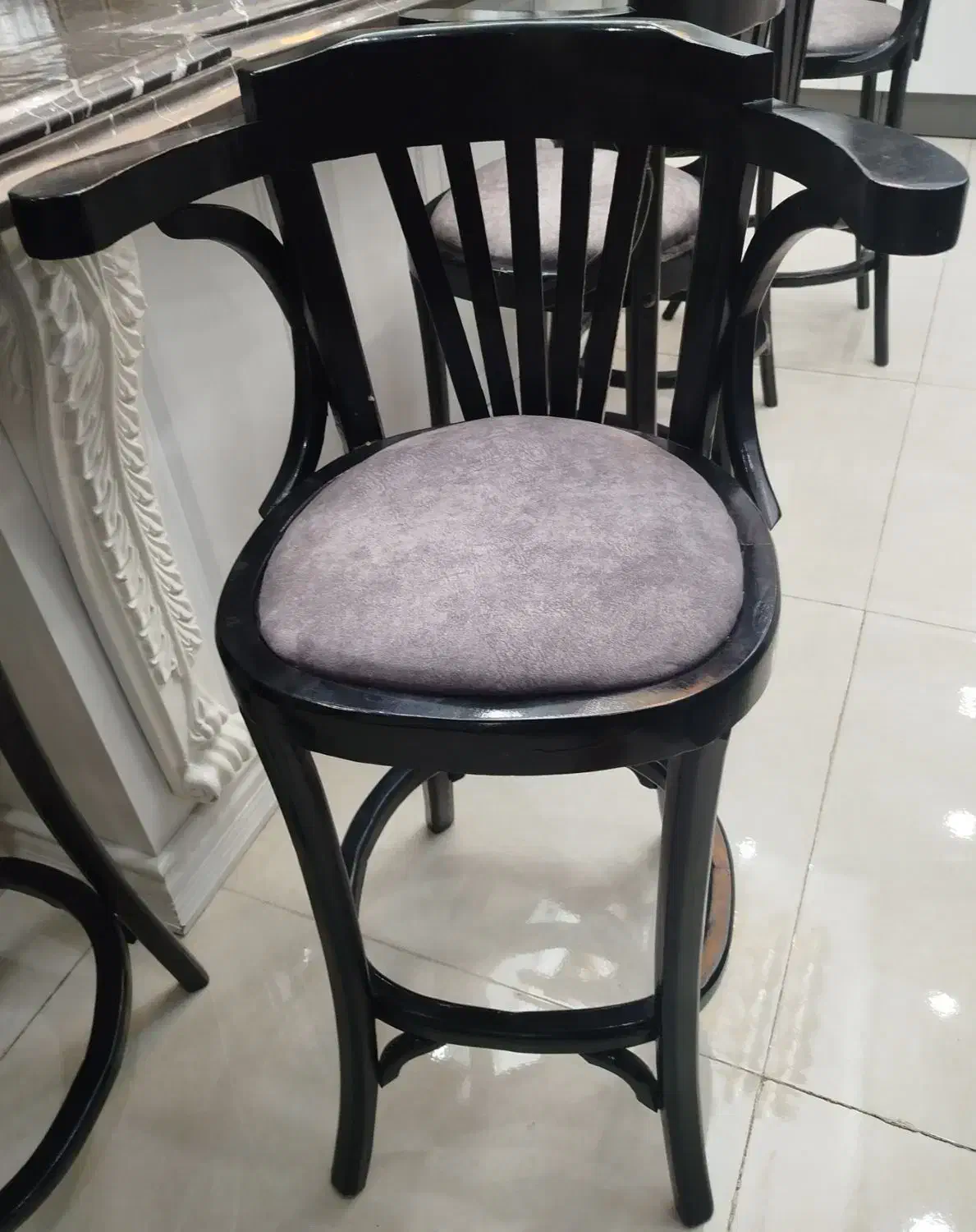 صندلی غذاخوری|میز و صندلی غذاخوری|پرند, فاز ۰|دیوار