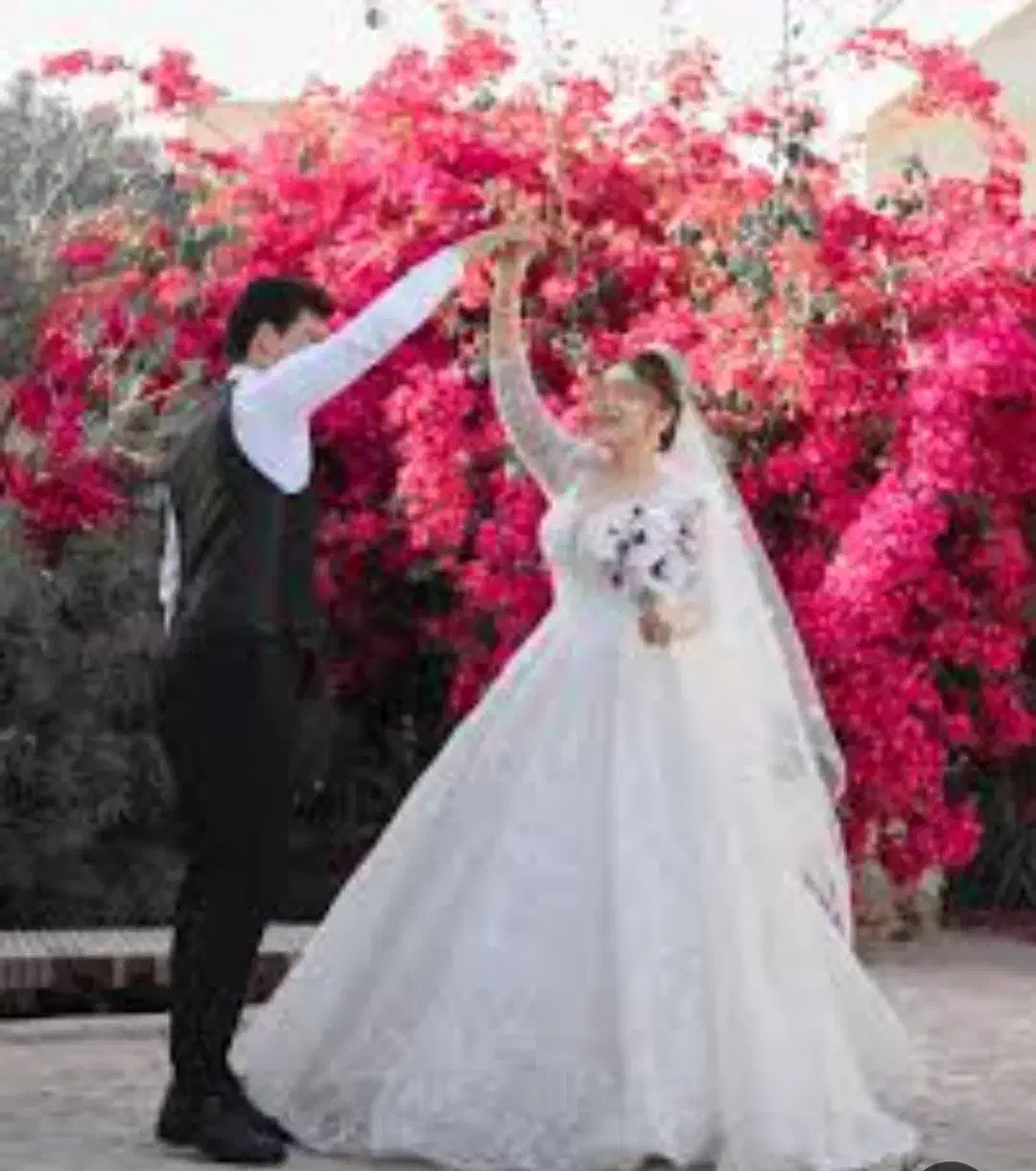 لباس عروس ...یکبار استفاده شده۳میلیون|لباس|ملایر, |دیوار