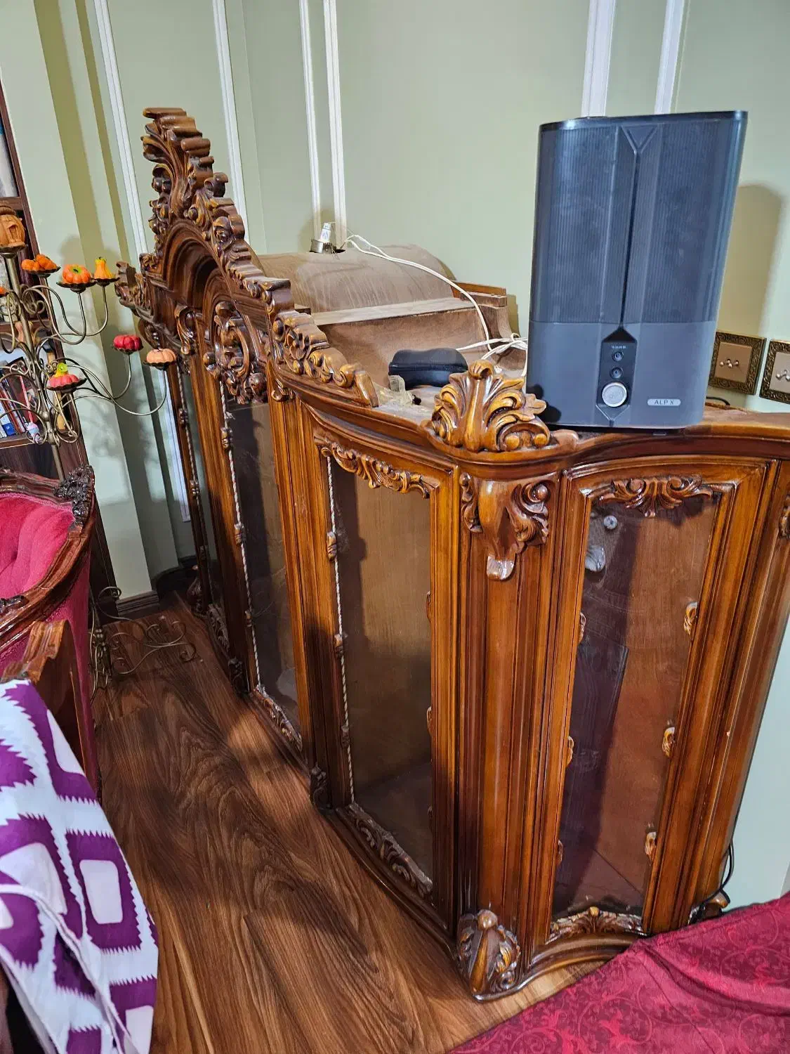 بوفه چوب اصل منبط کاری بادست|بوفه، ویترین، کنسول|تهران, آذربایجان|دیوار