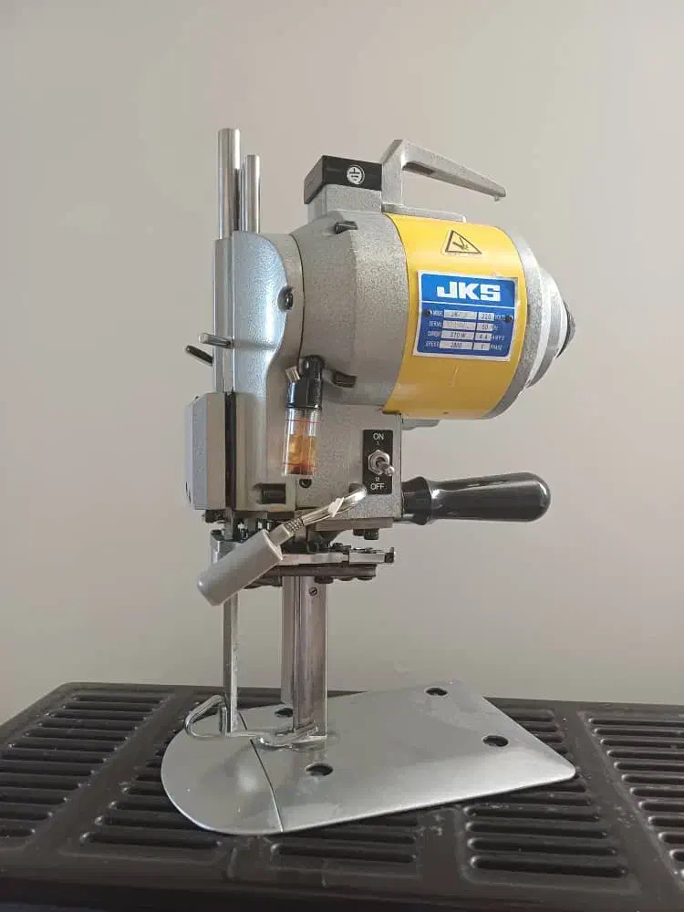 قیچی برش - قیچی عمود بر - قیچی خیاطی - قیچی|لوازم خیاطی و بافتنی|شیراز, گلدشت معالیآباد|دیوار