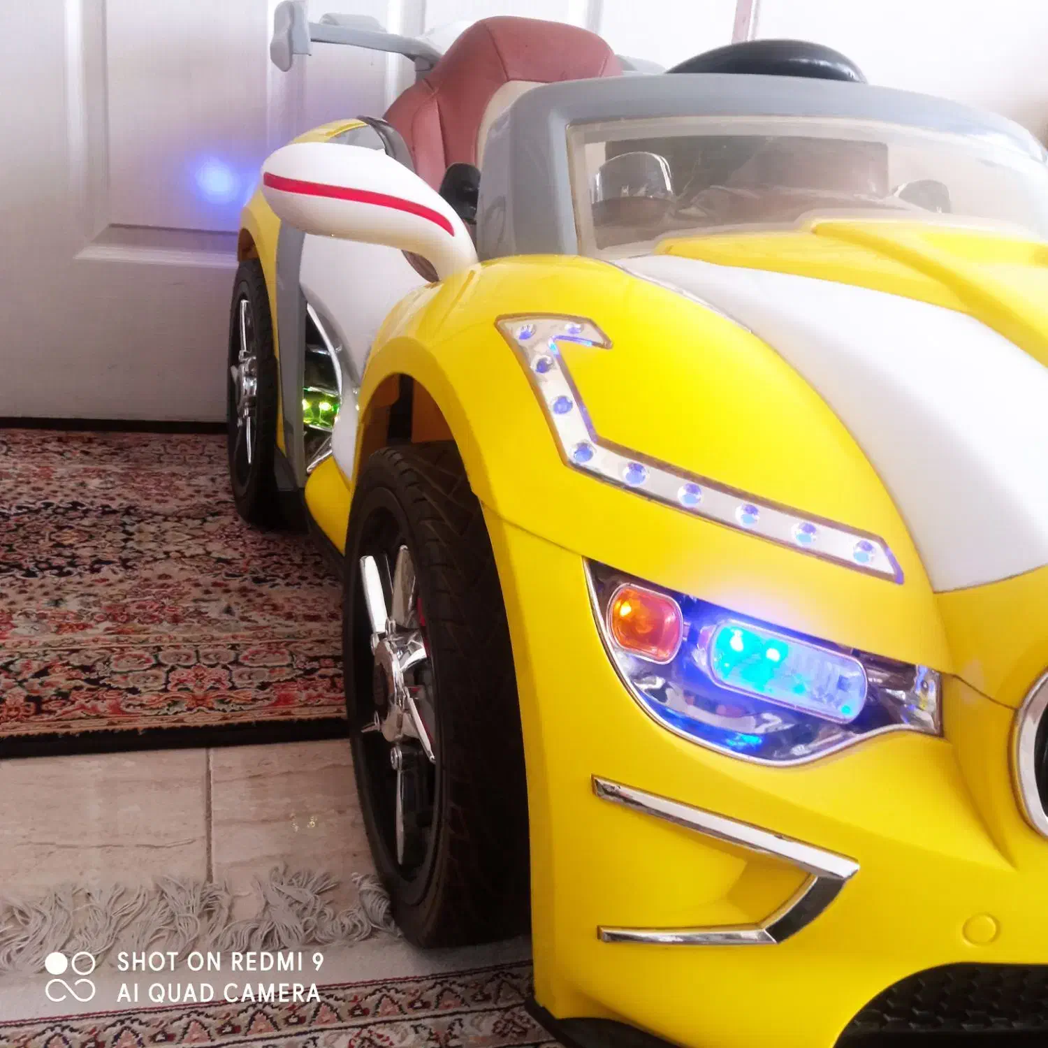 ماشین شارژی دو موتوره تایر بادی هوندا|اسباببازی بچه|تبریز, |دیوار