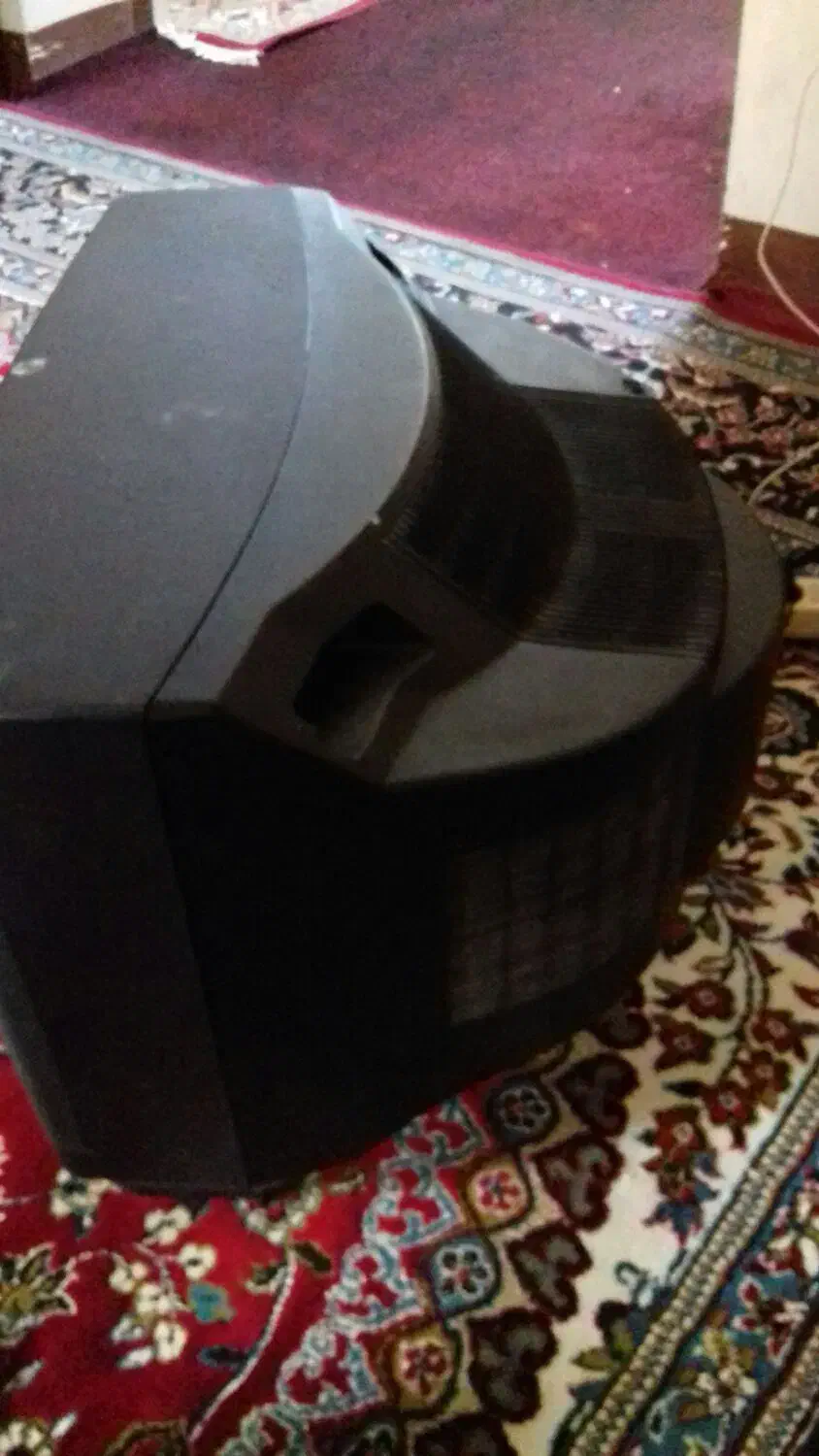 تلویزیون سالم صنام|تلویزیون و پروژکتور|ایذه, |دیوار