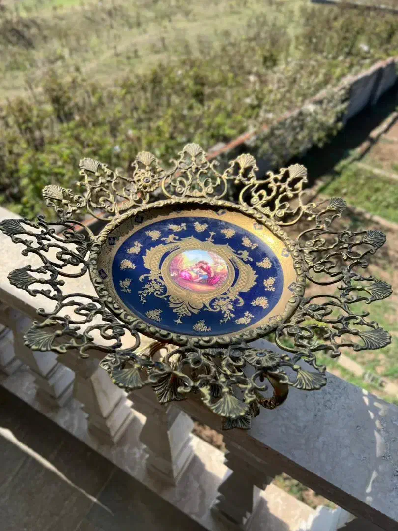 جا میوه ای برنز بسیار شکیل و زیبا|ظروف سرو و پذیرایی|سمنان, |دیوار