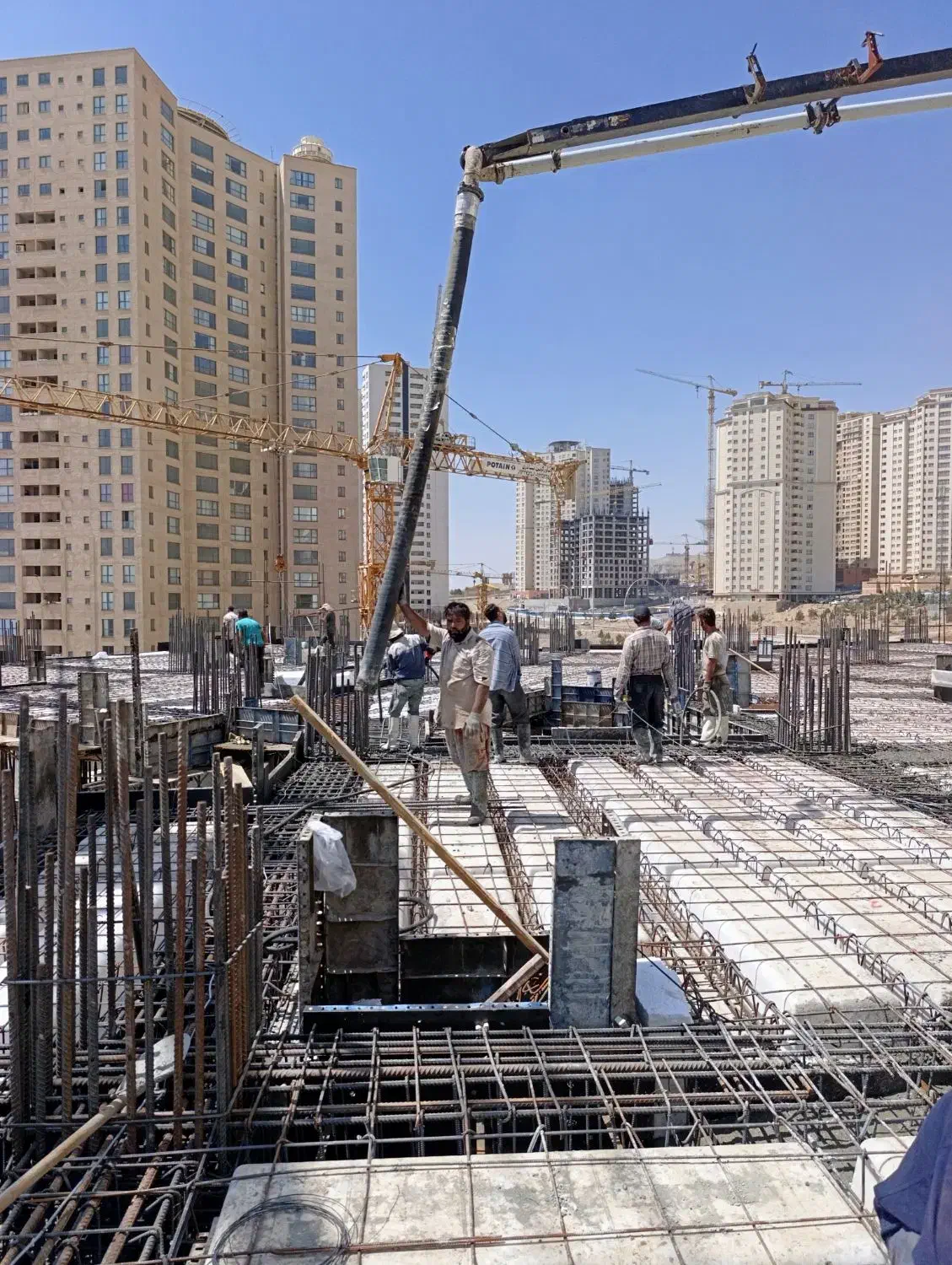 صاحب واحد 120متری با قیمت قطعی و با قرارداد شفاف|فروش آپارتمان|تهران, شهرک الهیه غرب|دیوار
