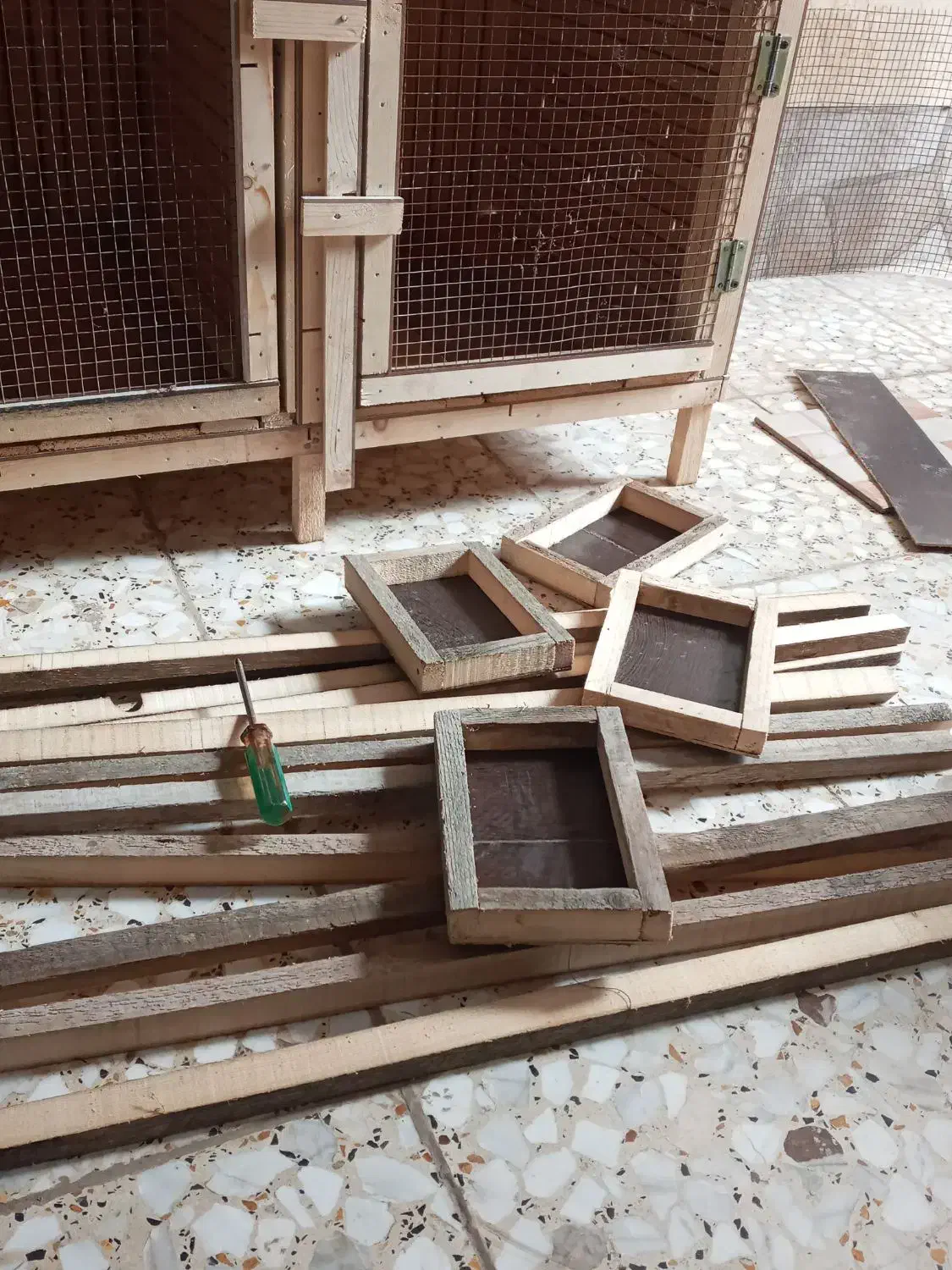 ساخت لانه|لوازم جانبی حیوانات|رشت, فرزانه|دیوار