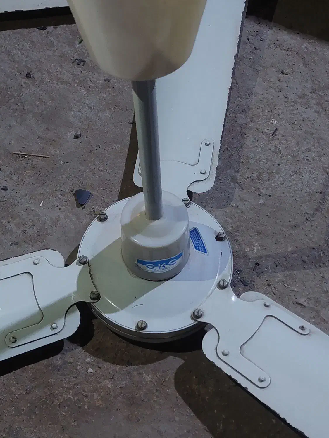 پنکه سقفی|پنکه و تصفیه‌کنندهٔ هوا|بوشهر, |دیوار