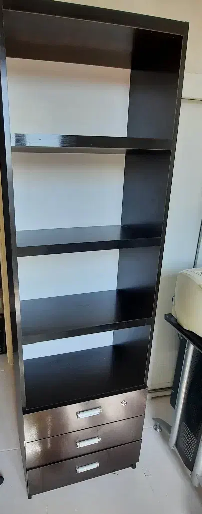 کتابخانه نو و سالم بدون شکستگی|کتابخانه، شلف، قفسه‌های دیواری|تهران, بریانک|دیوار