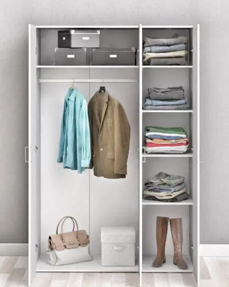 کمد چوبی تمیز و سالم|جاکفشی، کمد، دراور|نوشهر, |دیوار