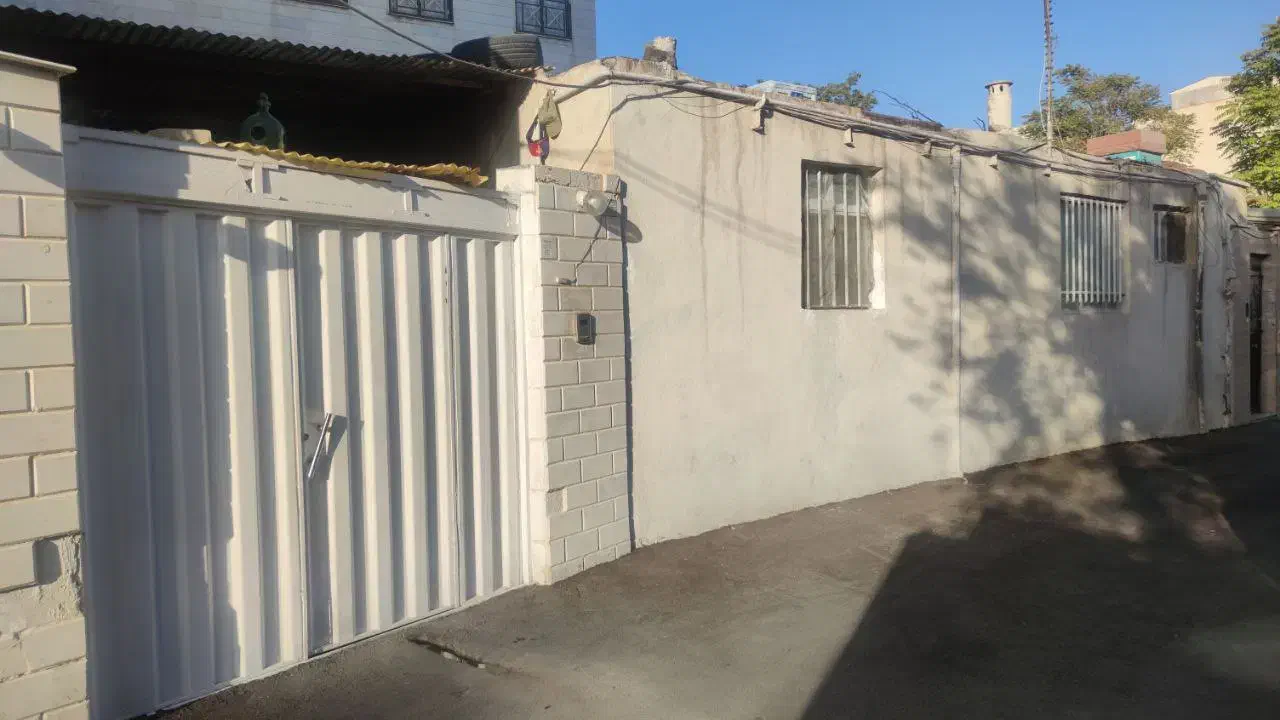 خانه کلنگی ویلایی ۸۳ متری قابل سکونت|فروش خانه و ویلا|ری, جوانمرد قصاب|دیوار