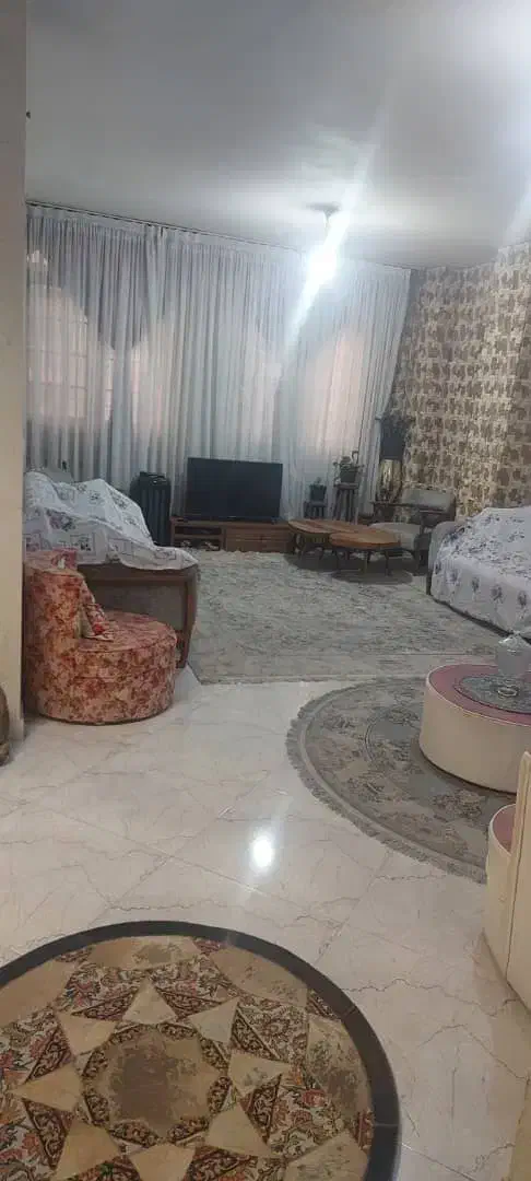 آپارتمان ۱۰۰متر بازسازی شده اجاره مجرد و خانواده|اجارهٔ آپارتمان|تهران, صادقیه|دیوار