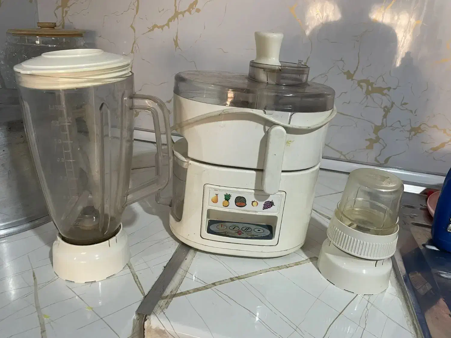 آب میوه گیری|آبمیوه‌گیر و آب‌مرکبات‌گیر|ورامین, شهرک مدرس|دیوار