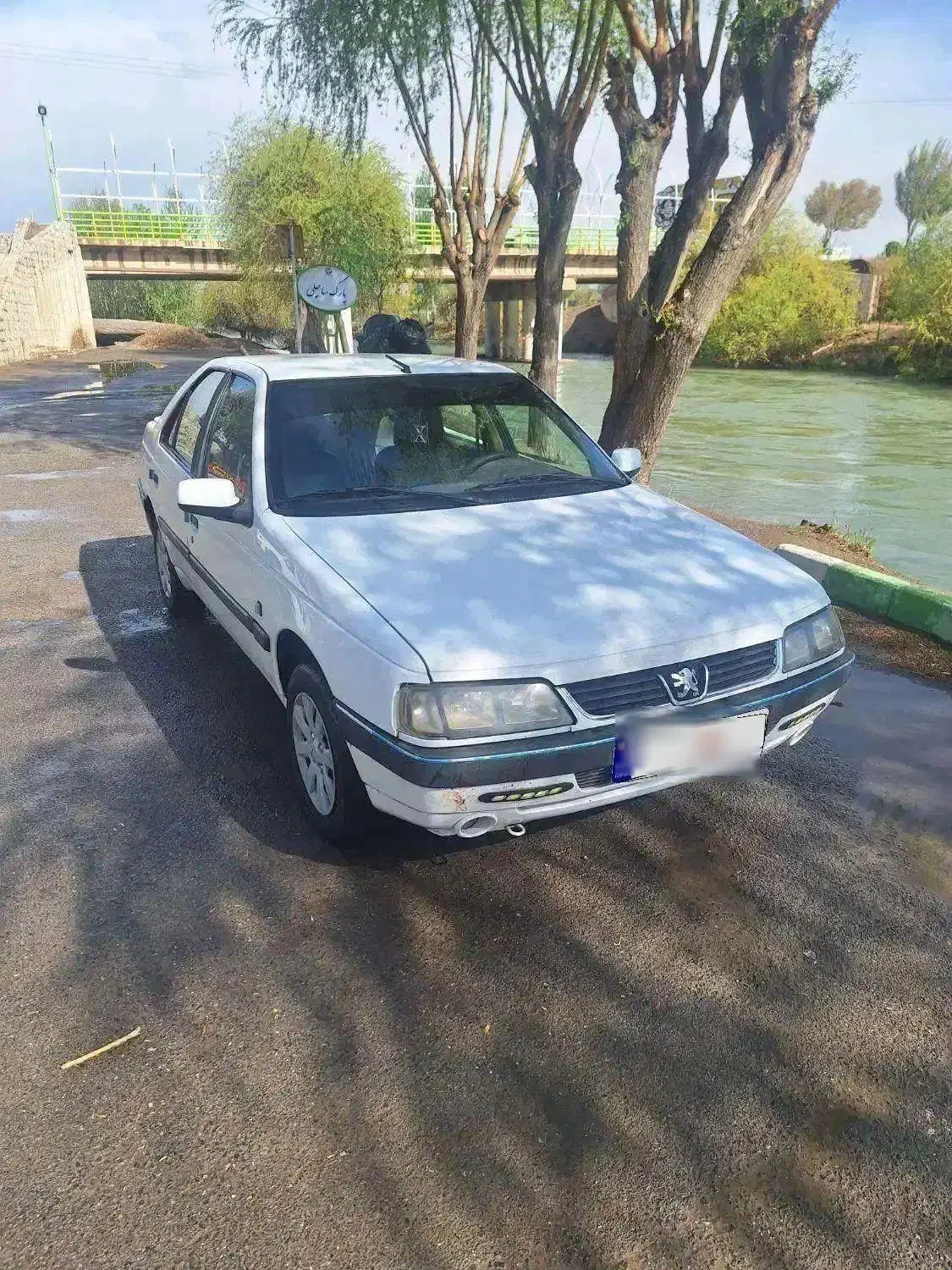 پژو سفید ۴۰۵ تیوفایو مدل ۹۶|خودرو سواری و وانت|لنجان, |دیوار