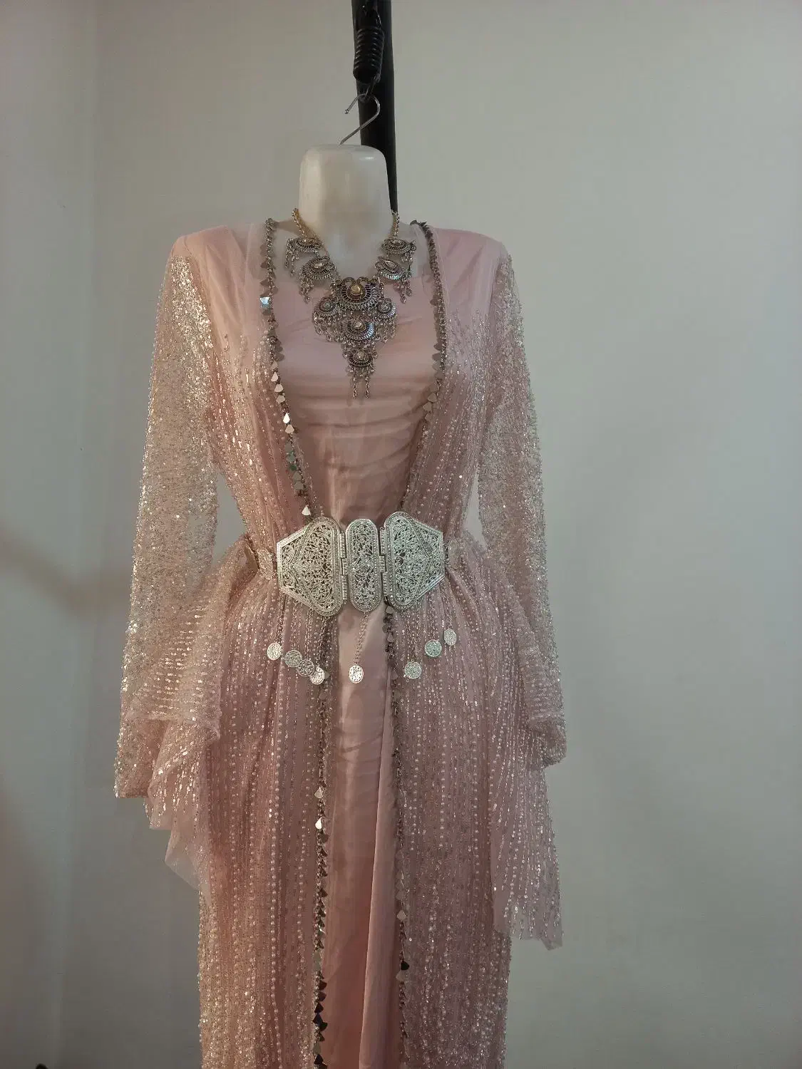 لباس کوردی|لباس|سنندج, |دیوار